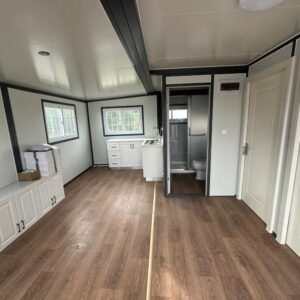 Mobile mini home with two bedrooms and kitchen – Stahlworks Deluxe Model