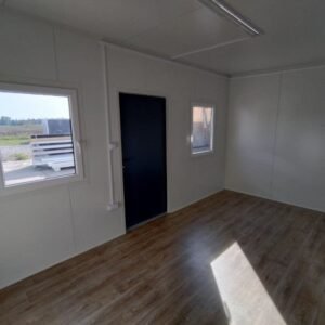Contêiner escritório social 15 m²: compacto e funcional